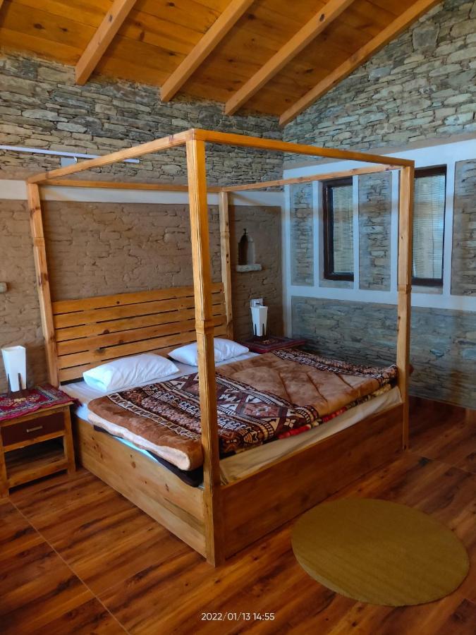 Meraki Huts Pauri Bagian luar foto