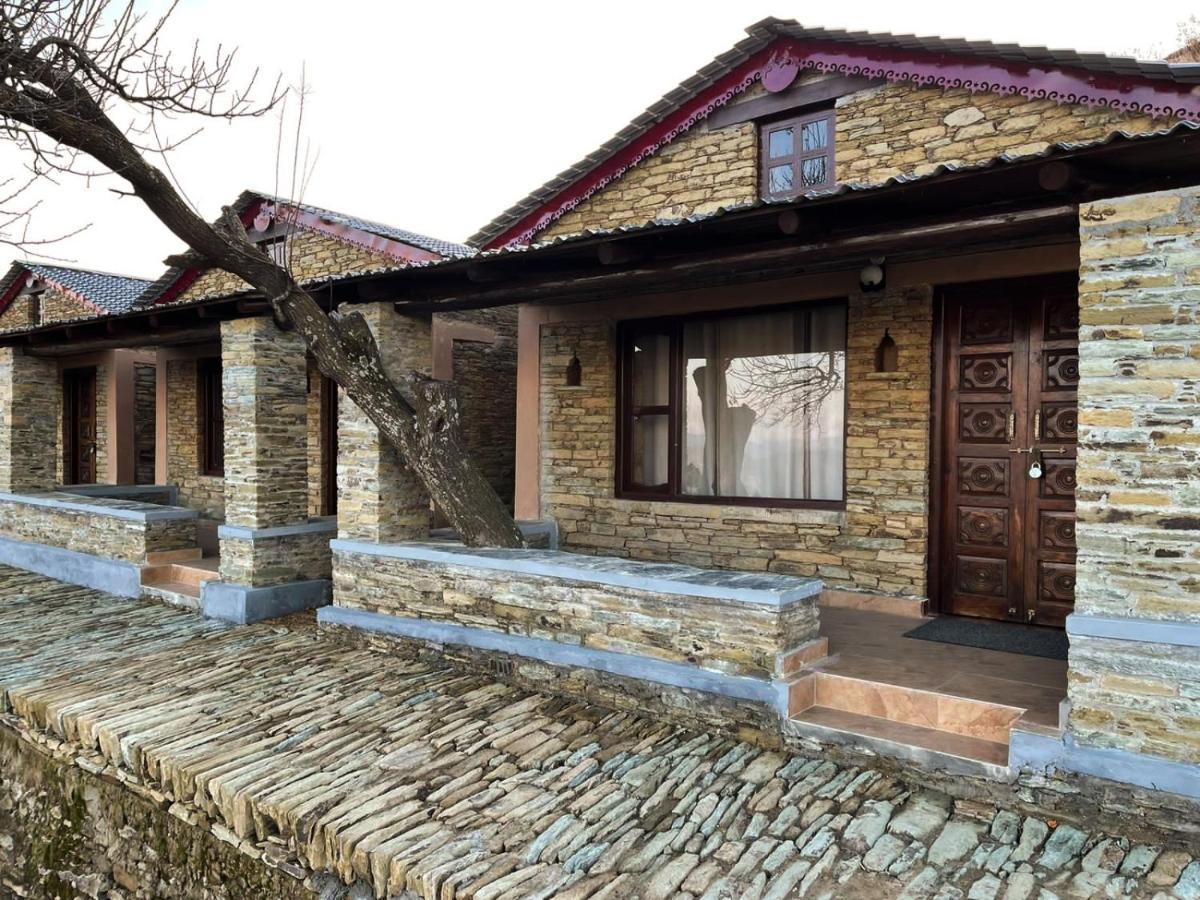 Meraki Huts Pauri Bagian luar foto