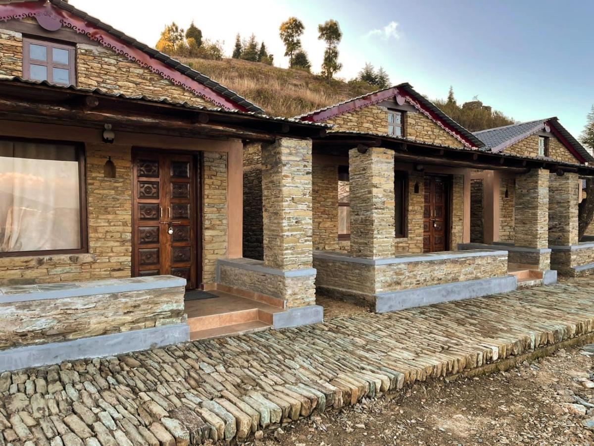Meraki Huts Pauri Bagian luar foto